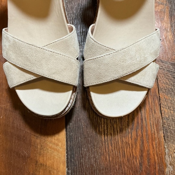Cole Haan Suede Cross-Strap Wedge Sandals in Beige Size 7.5B - Picture 5 of 11